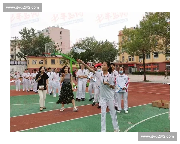 “雨花杯” 航模赛南京开赛：蓝天竞技融文旅